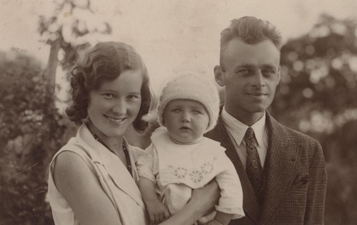 Witold Pilecki z żoną Marią i synkiem Andrzejem, Ostrów Mazowiecka, 1933