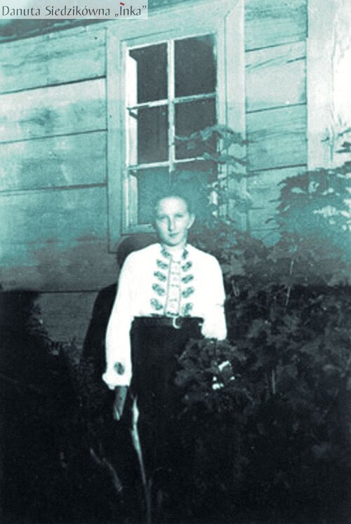 Danuta Siedzikówna „Inka”, Narewka, kwiecień 1945 r.