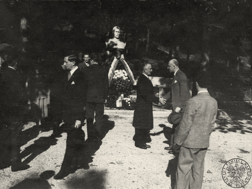 Fotografie ze zbiorów Ambasady RP w Watykanie dot. obchodów święta niepodległości w dn. 11 XI 1948 r., IPN BU 3454/307