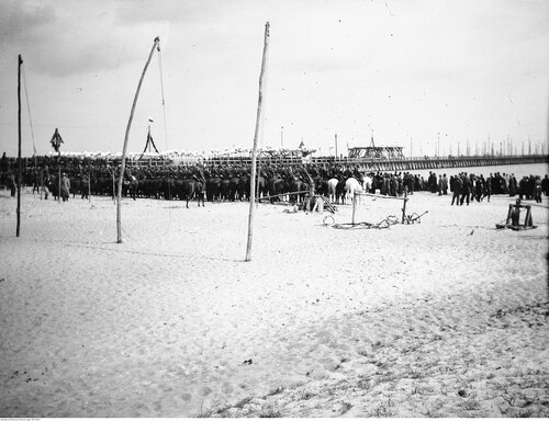 Otwarcie Tymczasowego Portu Wojennego, 27 kwietnia 1923 r. Fot. Wikimedia Commons