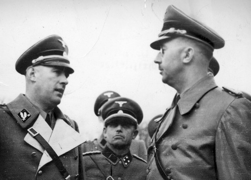 Odilo Globocnik podczas rozmowy z Heinrichem Himmlerem. Fot. NAC