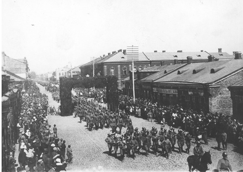 Uroczystość święta 3 Maja w Bobrujsku, 1918 r. Fot. NAC