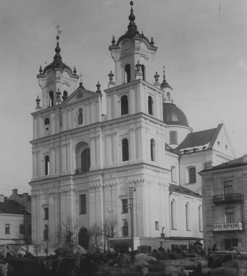 Kościół farny św. Franciszka Ksawerego. w Grodnie (źródło NAC)