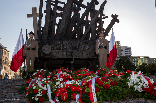 Uroczystość ku czci ofiar „operacji polskiej” NKWD 11 sierpnia 2019 (fot. Marcin Jurkiewicz, IPN)