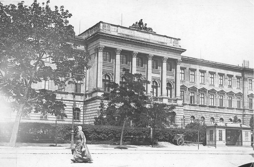 Gmach główny Politechniki Lwowskiej, 1925 r. Fot. NAC
