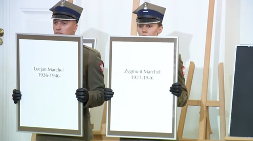 Uroczystość wręczenia not identyfikacyjnych członkom rodzin ofiar totalitaryzmów - Pałac Prezydencki, 17 czerwca 2019 r.