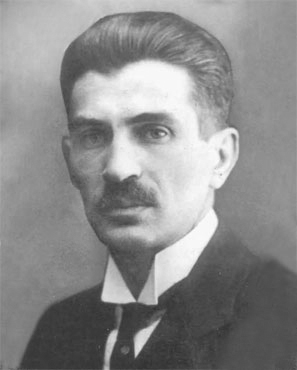 Pierwszym redaktorem naczelnym "Zielonego Sztandaru" był Maciej Rataj ( (1884-1940), działacz ludowy i niepodległościowy. Marszałek sejmu w l. 1922-1928. Dwukrotnie pełnił obowiązki prezydenta RP w sytuacjach kryzysowych: po zabójstwie Gabriela Narutowicza w 1922 r. i po rezygnacji Stanisława Wojciechowskiego w 1926 r. Zamordowany przez Niemców w 1940 r. w masowej egzekucji w Palmirach