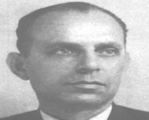 Roman Romkowski (1907-1968), właściwie: Natan Grinszpan-Kikiel (vel Natan Grünsapau–Kikiel) – działacz komunistyczny, wieloletni wiceminister bezpieczeństwa publicznego, członek KC PPR, następnie KC PZPR, zbrodniarz komunistyczny