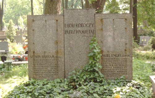 Grób Szymona Harnama i Samuela Engela na Cmentarzu Komunalnym na Dołach w Łodzi (fot. Wikipedia/CC BY-SA 3.0/Gapcior)