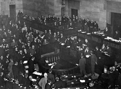 Uchwalenie przez Sejm nowej konstytucji, 23 marca 1935 r. Fot. NAC