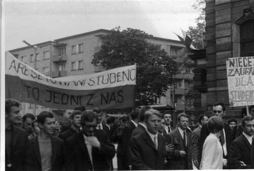 1 maja 1968 r. we Wrocławiu (fot. ze zbiorów IPN)