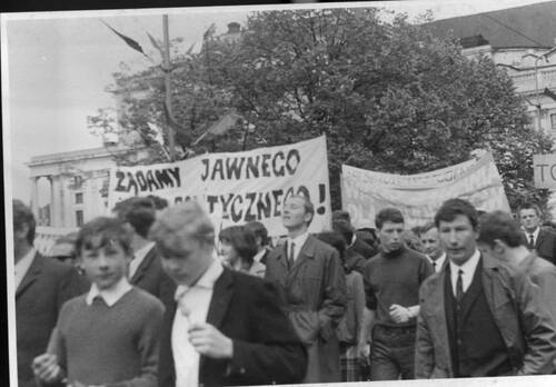 1 maja 1968 r. we Wrocławiu (fot. ze zbiorów IPN)