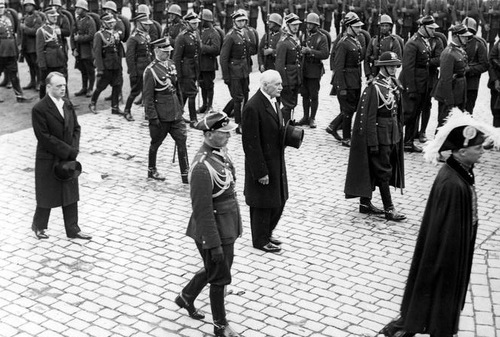 Kondukt z prezydentem Ignacym Mościckim (fot. NAC)