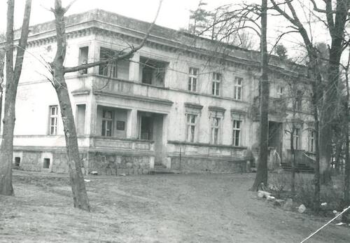 Pałac w majątku Karolewo. Fot. ze zbiorów IPN