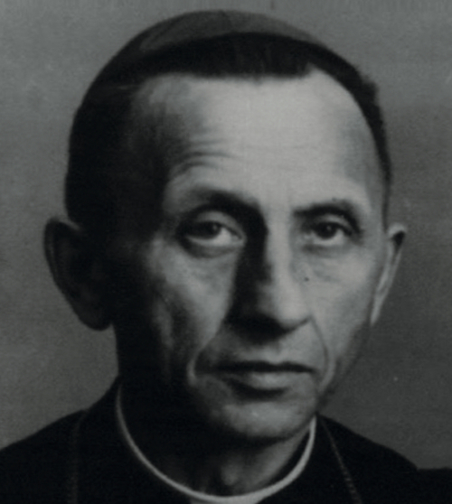 Arcybiskup Antoni Baraniak, zdjęcie z akt SB (fot. IPN)