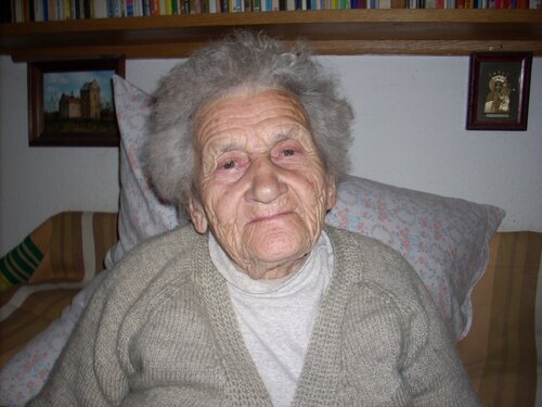 Zdjęcie starszej kobiety
