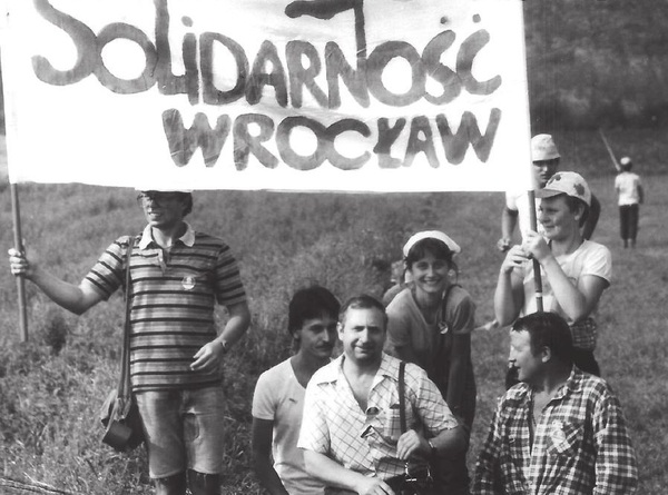 „Agentura Watykanu”. Parafia kapucynów we Wrocławiu  w latach 1981–1989