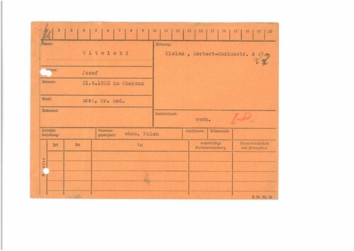 Karta z kartoteki placówki gestapo w Ciechanowie-Płocku dr Józefa Witwickiego. Adnotacje na karcie potwierdzają wykonanie wyroku śmierci 30 lipca 1944 r. Fot. AIPN