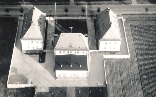 Budynki radiostacji przy ul. Tarnogórskiej w Gliwicach, 1935 r. Fot. ze zbiorów Muzeum w Gliwicach