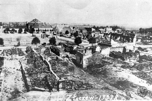 Złoczew. Widok ogólny na zniszczone przez Niemców we wrześniu 1939 r. miasto. Fot. z zasobu IPN