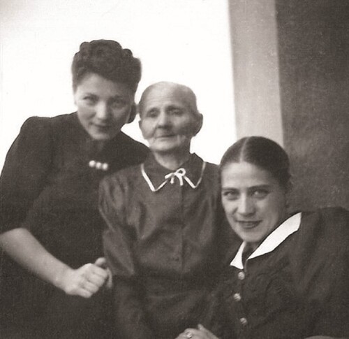 Od lewej: Maria Smolka z d. Artwich, Waleria Artwich i Felicja Artwich. Fot. ze zbiorów Autorki