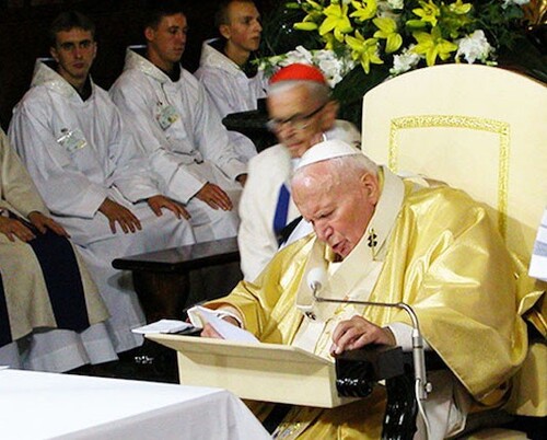 <i>May the spirit of mercy, brotherly unity, agreement and cooperation and authentic care for the well-being of our Fatherland. I hope that through caring for these values, the Polish society, which for centuries have belonged to Europe, finds its place among the structures of the European Commonwealth.</i> Fragment of a farewell speech of John Paul II during his last, VIII trip to the Fatherland (2002). In the picture the pope prays at Kalwaria Zebrzydowska.