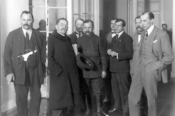 Nieheroiczny państwowiec. Błażej Stolarski (1880–1939)