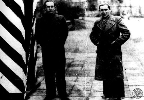 Karol Wieloch (z prawej) – przez komunistycznych kolaborantów ZSRS skazany na karę śmierci za przynależność do Konspiracyjnego Wojska Polskiego i zamordowany nocą z 9 na 10 maja 1946 r. Fot. z zasobu IPN