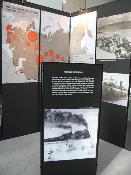 Wystawa IPN „Wygnańcy” („The Expelled” ) – prezentacja w Parlamencie Europejskim w Brukseli, 2008 r.