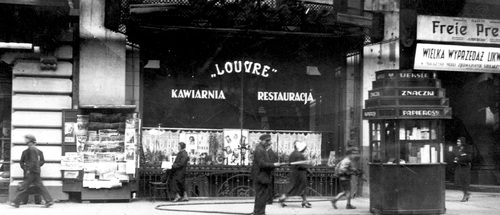 Kawiarnia-restauracja „Louvre„ w Łodzi, 1932 r. Fot. NAC
