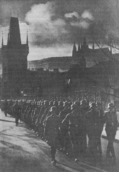 Niemiecka okupacja Czech i Moraw, wojska hitlerowskie w Pradze, 1939. Fot. Wikimedia Commons/domena publiczna