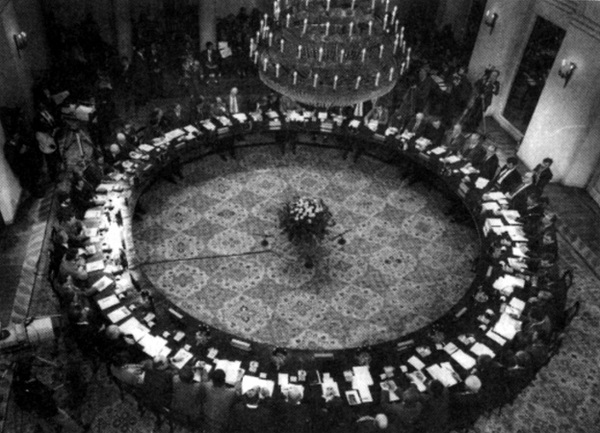 Okrągły Stół w pamięci Polaków