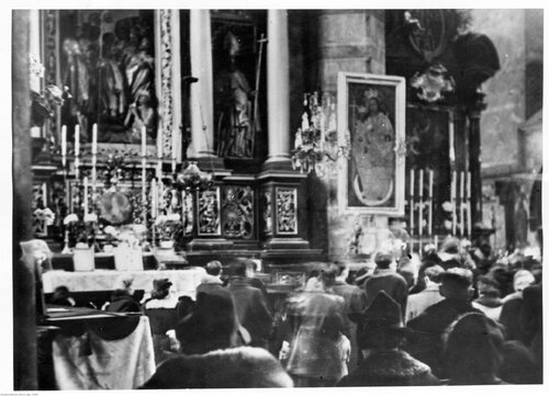 Kościół Mariacki w Krakowie, 1941 r. (fot. NAC)