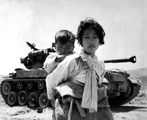 Koreańscy cywile, 1951 r. Fot. Wicimedia Commons (domena publiczna)