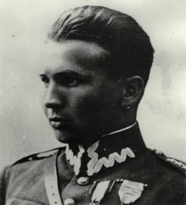 Leopold Okulicki