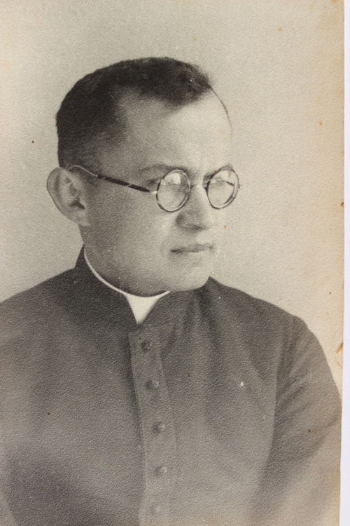 Ks. Józef Kopeć, administrator parafii pw. Najświętszego Serca Pana Jezusa w Borownicy, zamordowany 12 VII 1944 r. przez Ukraińców.