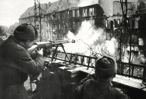 Żołnierze sowieccy w walce o Wrocław