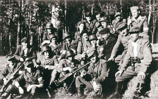 Sowiecka „przyjaźń”, czyli jak rozbrojono oddziały AK z Obwodu Hrubieszów skoncentrowane na pomoc Powstaniu Warszawskiemu