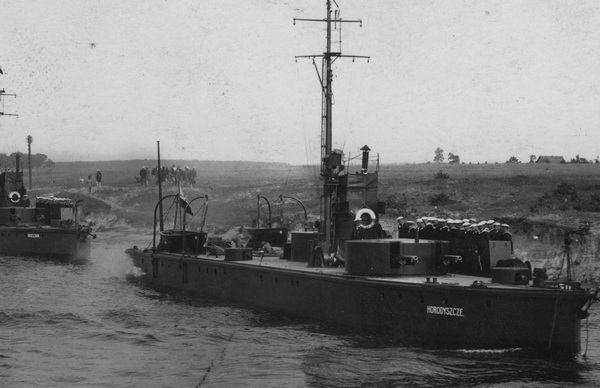 Na straży wschodniej granicy. Flotylla Pińska i monitor rzeczny ORP „Warszawa” w latach 1921-1939