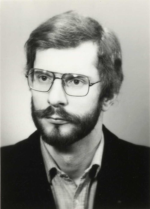 Lech Dymarski - zdjęcie portretowe mężczyzny
