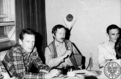 Działacze NSZZ „Solidarność” Region Mazowsze. Od lewej: Wiktor Kulerski, Janusz Onyszkiewicz, Zbigniew Romaszewski. (fot. z zasobu IPN)