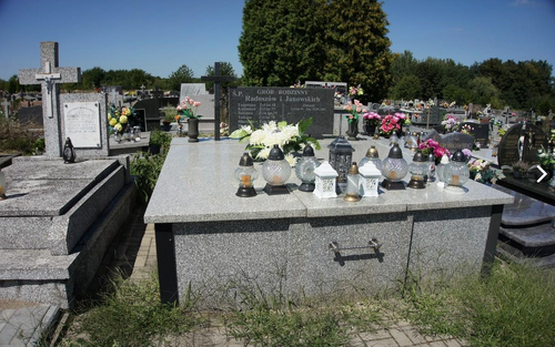 Grób Eugeniusza Radosza. Cmentarz parafialny w Stopnicy