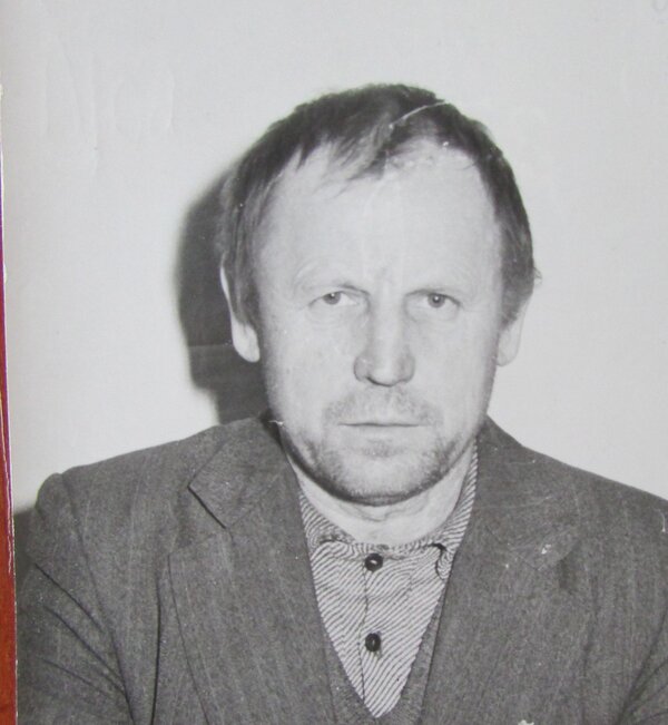 Trzykrotnie internowany. Wacław Rembosz – działacz rolniczych związków w Kieleckim