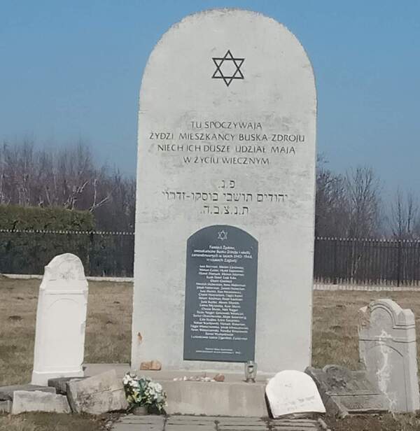 Zbrodnie niemieckie popełnione na cmentarzu żydowskim w Busku-Zdroju