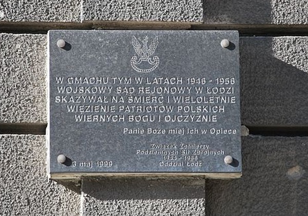 W starciu z machiną zła. Księża z Łódzkiego przed komunistycznym sądem