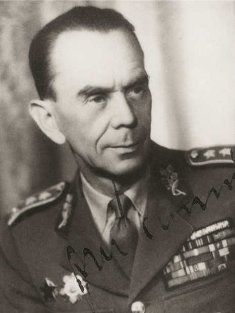 Karel Klapálek na zdjęciu z 1947 r.  jako generał. Fot. ze zbiorów Centralnego Archiwum Wojskowego – Wojskowego Archiwum Historycznego w Pradze