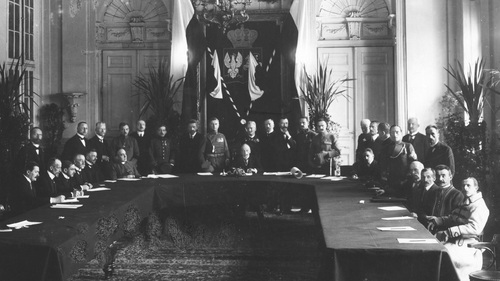 Posiedzenie inauguracyjne Tymczasowej Rady Stanu w Warszawie, 1917 r. Fot. NAC
