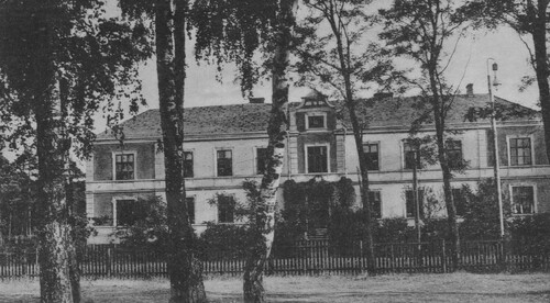 Rudnik nad Sanem, internat Państwowej Szkoły Rzemiosł (poprzednik Zespołu Szkół im. gen. Władysława Sikorskiego), okres II RP. Ze zbiorów NAC