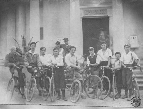 Gimnazjalna wyprawa rowerowa do Solca Zdroju, 1934. Fot. z zasobu IPN (dar prywatny Zdzisława Baszaka)