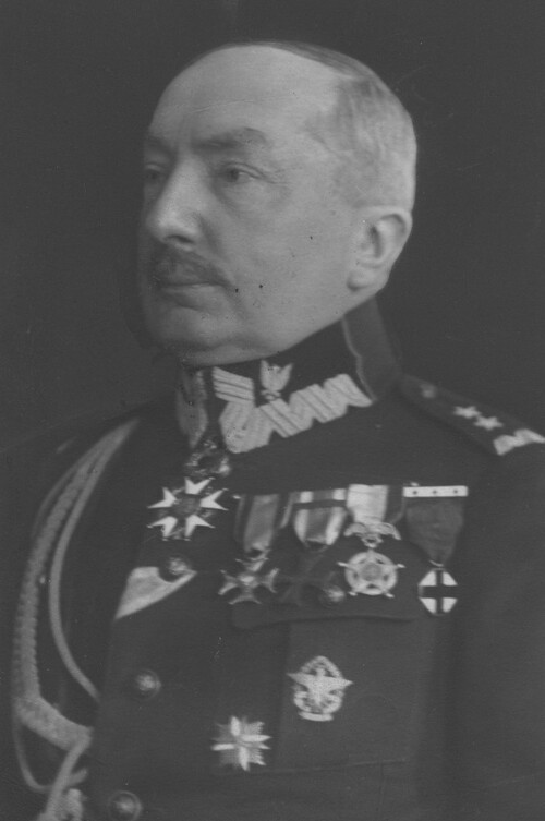 Kazimierz Raszewski, generał dywizji/broni Wojska Polskiego; fotografia z lat 20. XX w. Ze zbiorów NAC